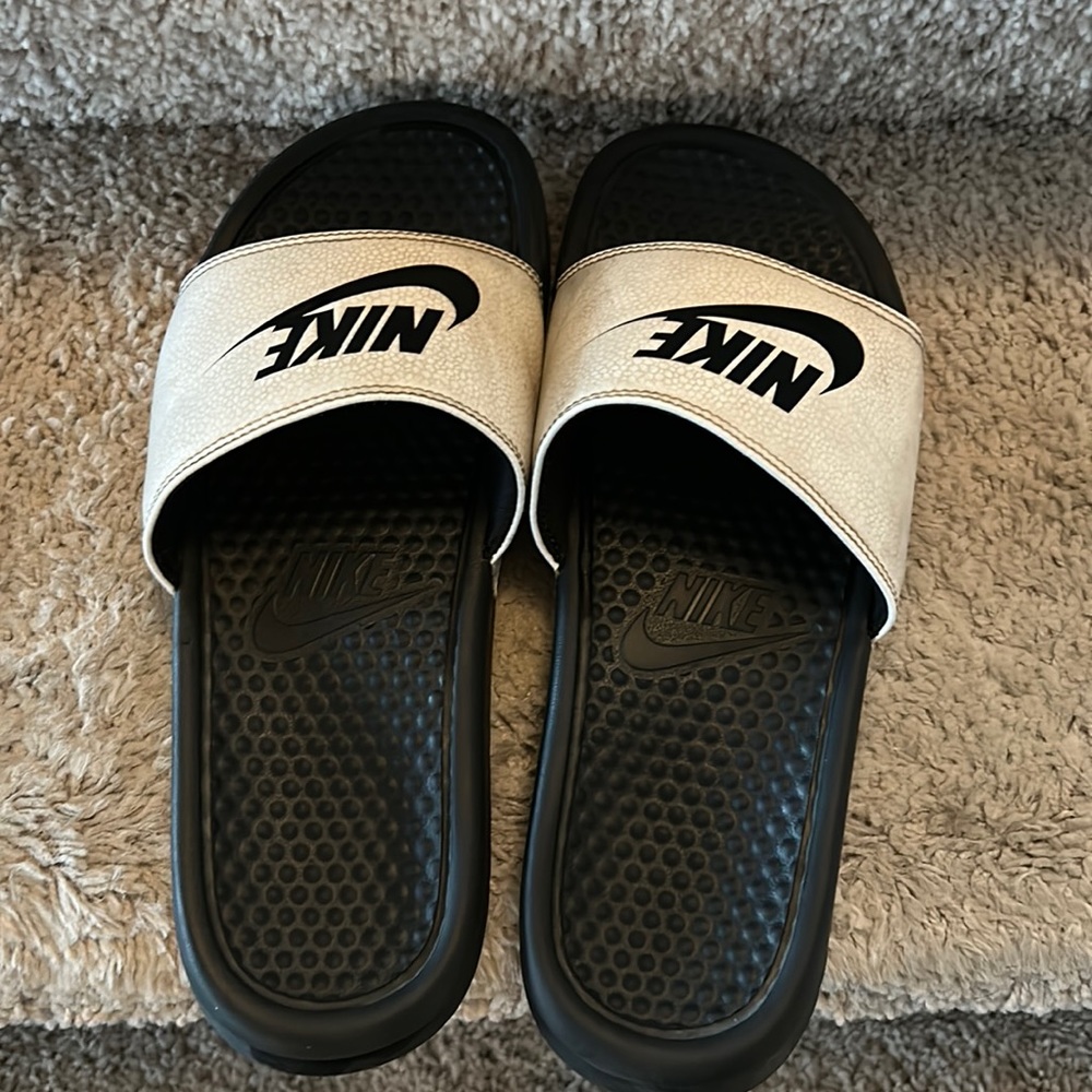 Nike slides